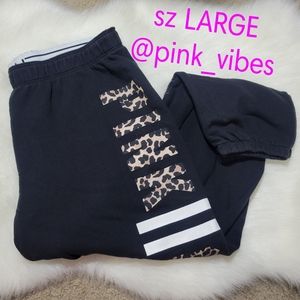 VS PINK L Black Leopard Logo Campus Pants